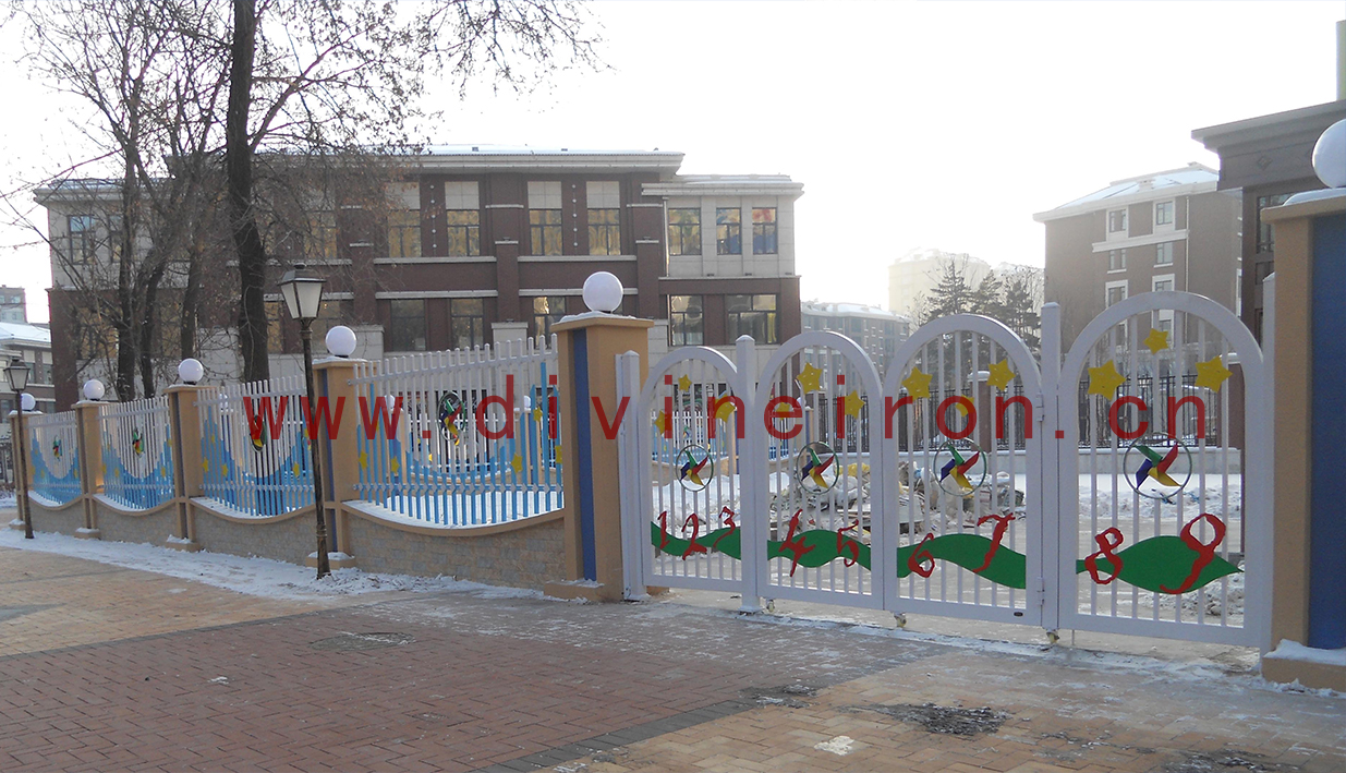 英倫尚城大風(fēng)車幼兒園.jpg