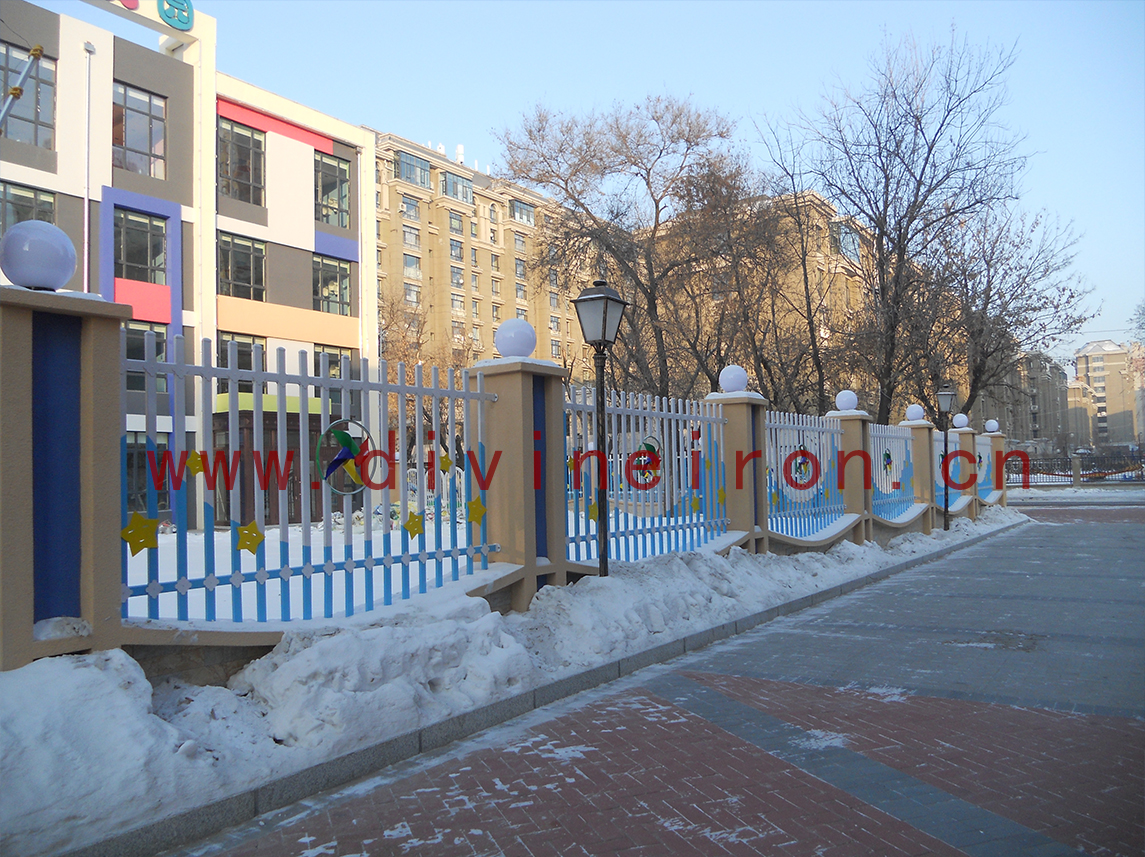 英倫尚城大風(fēng)車幼兒園3.jpg