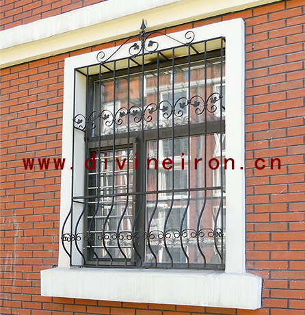 1725177787168085.jpg 鐵藝護(hù)窗1-.jpg